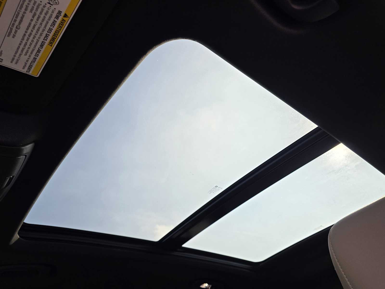 Thumbnail: 2025 Cadillac XT4 - 12