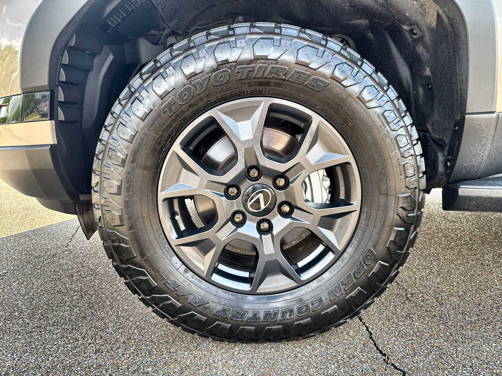 Thumbnail: 2025 Lexus GX - 14