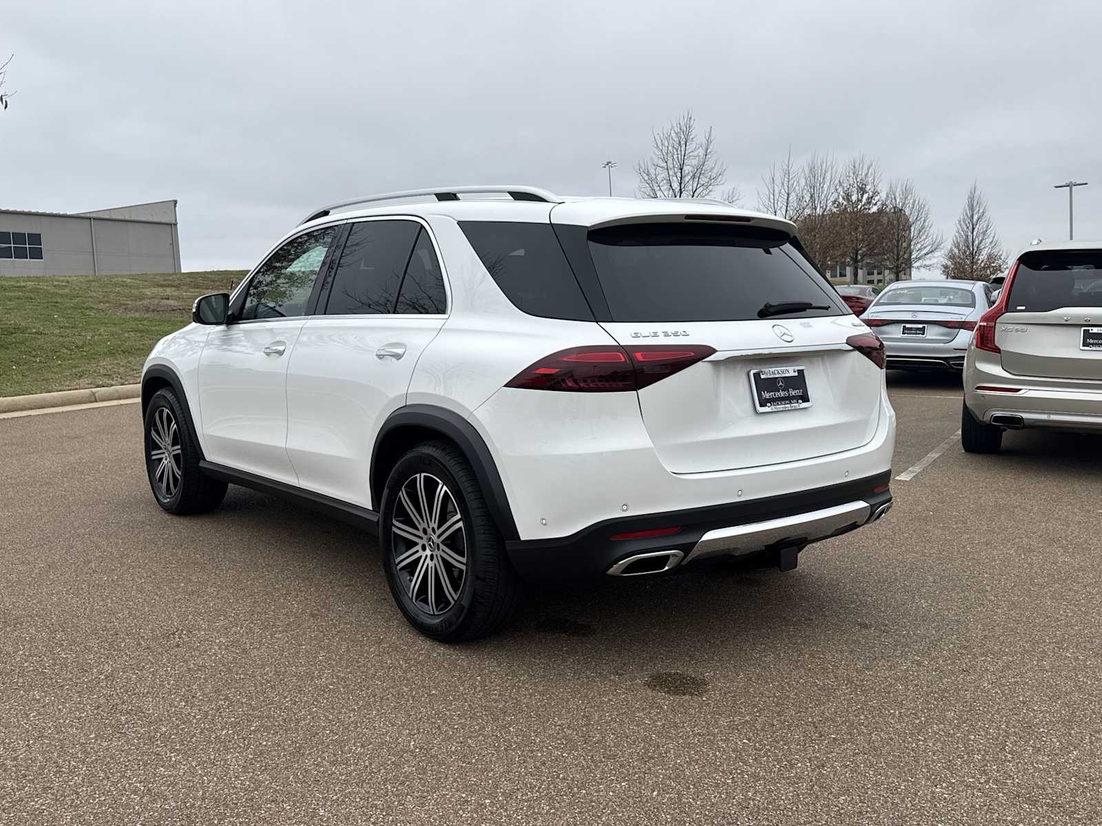 Thumbnail: 2026 Mercedes-Benz GLE - 4