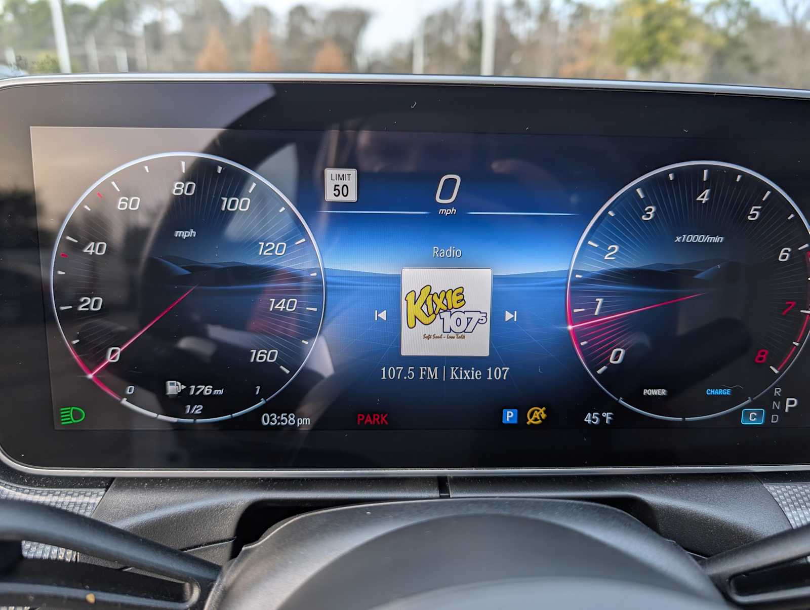 Thumbnail: 2024 Mercedes-Benz CLE - 10