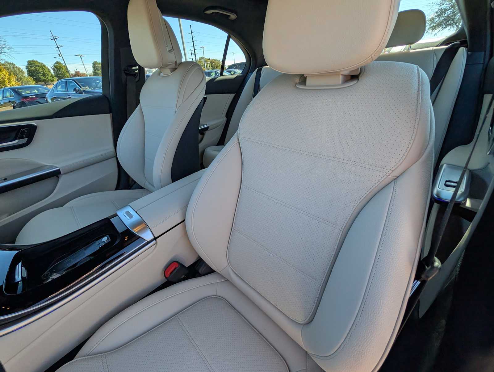 Thumbnail: 2026 Mercedes-Benz C-Class - 15