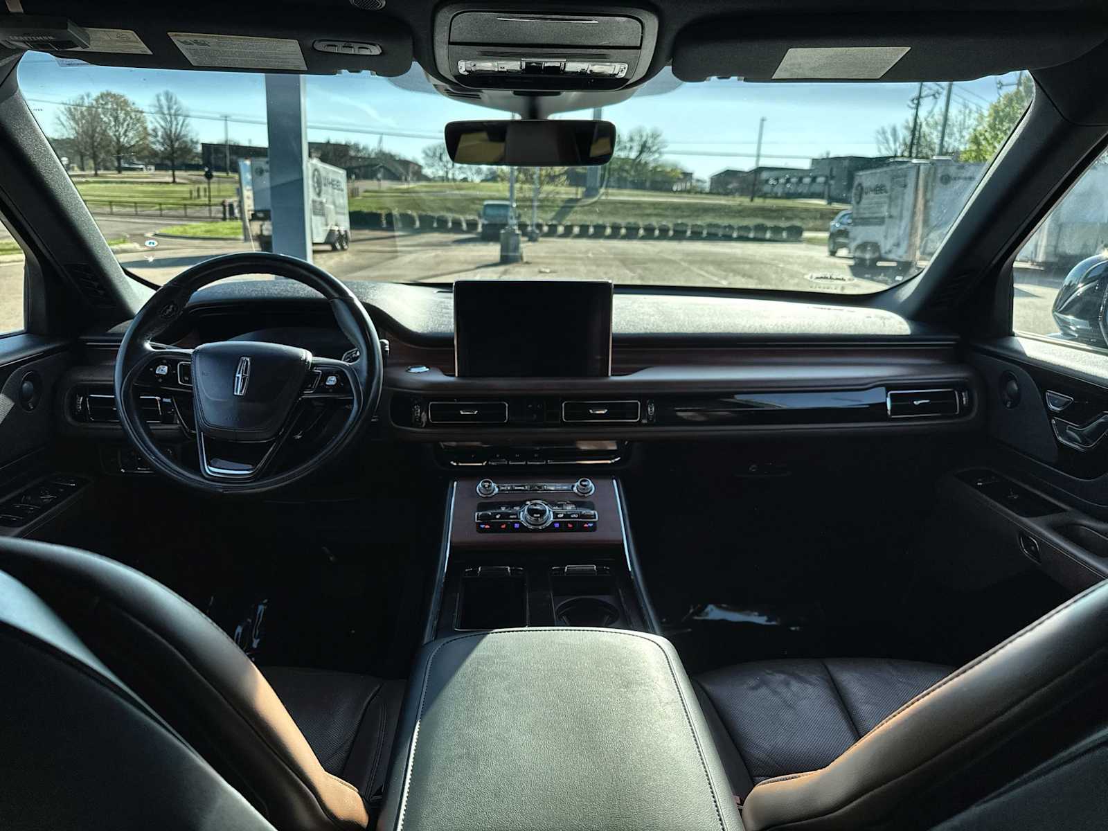 Thumbnail: 2022 Lincoln Aviator - 20