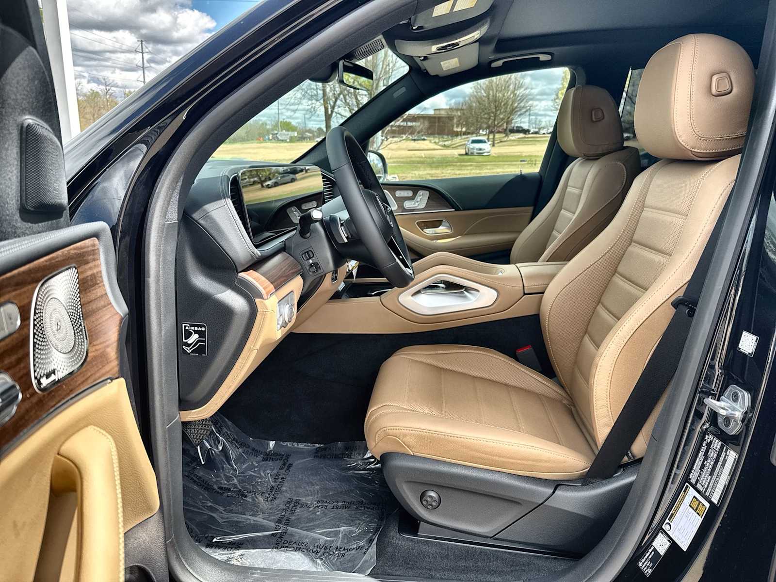 Thumbnail: 2026 Mercedes-Benz GLE - 2