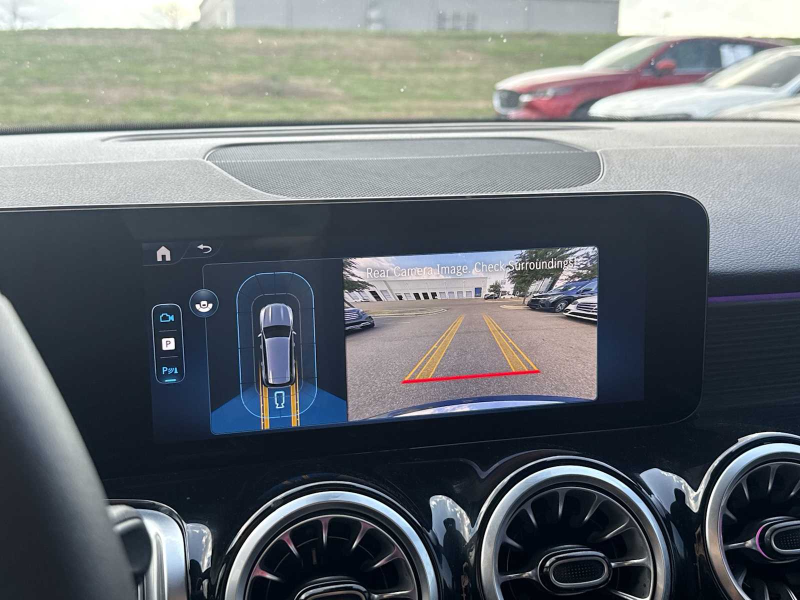 Thumbnail: 2026 Mercedes-Benz GLB - 23