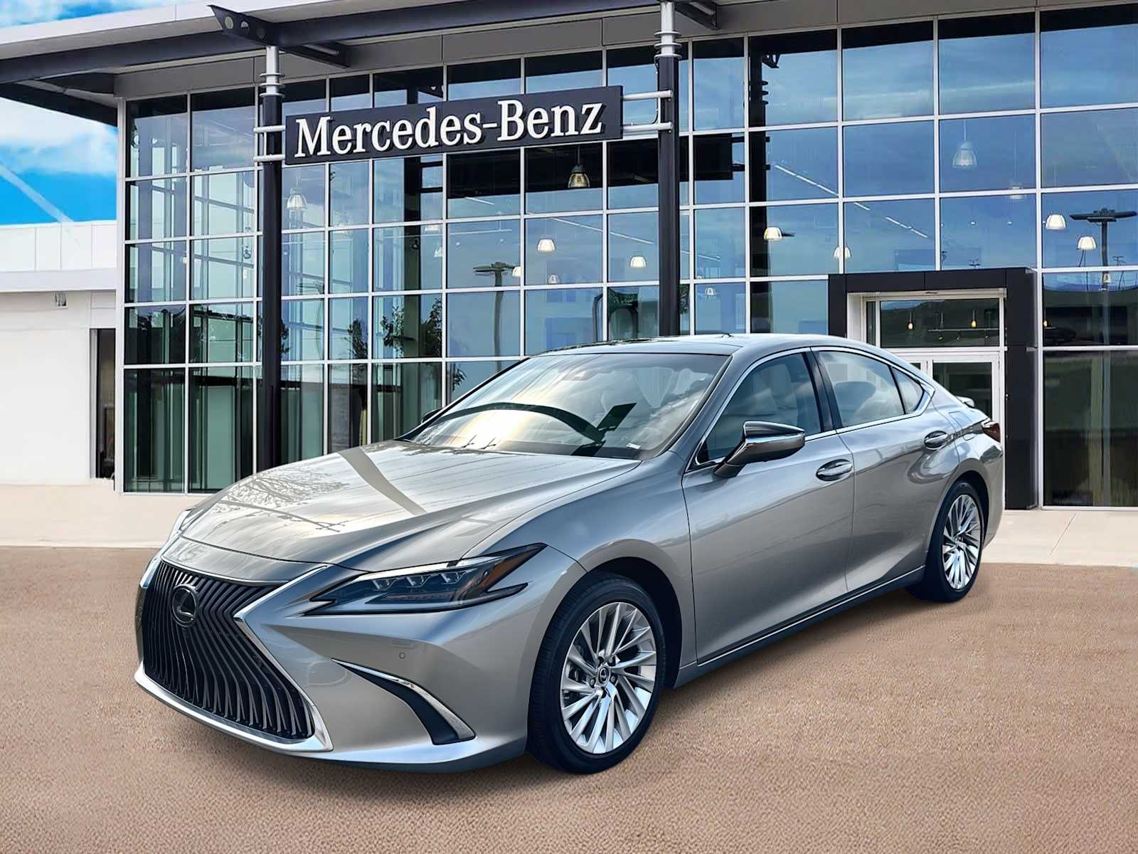 Thumbnail: 2021 Lexus ES - 1