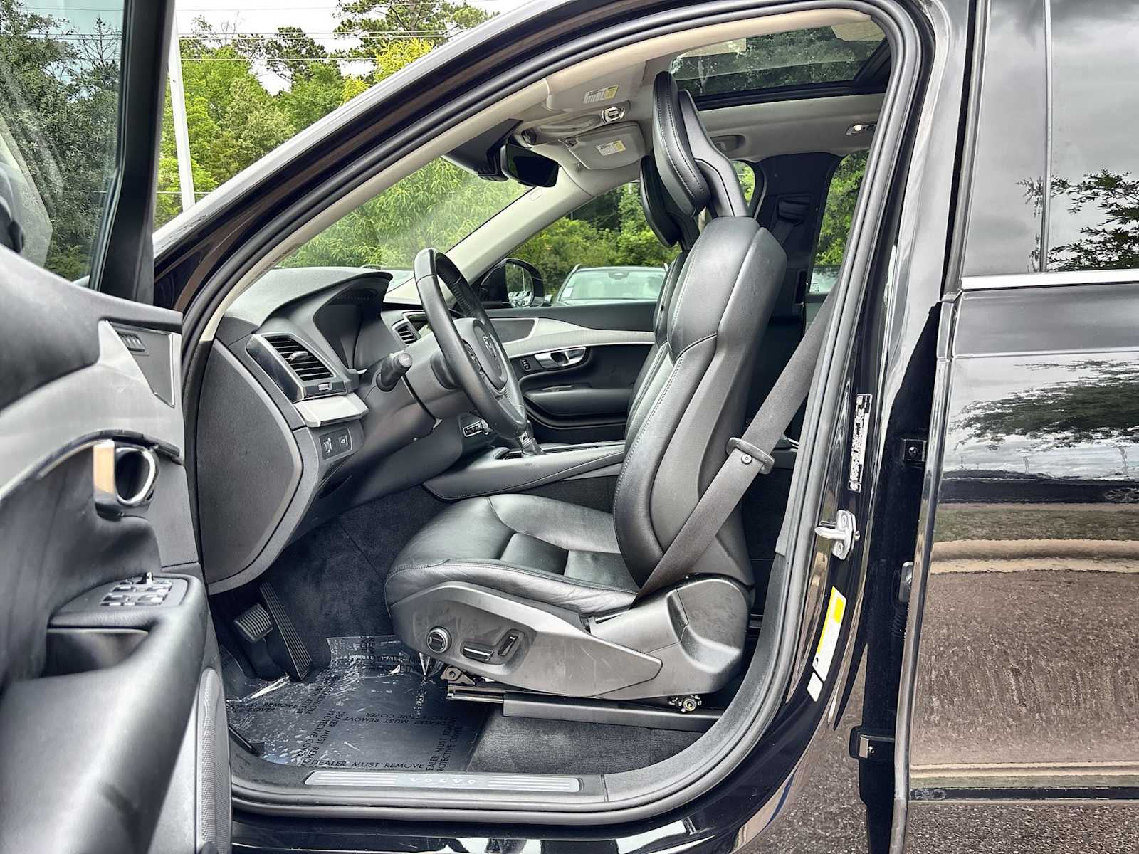 Thumbnail: 2021 Volvo XC90 - 2