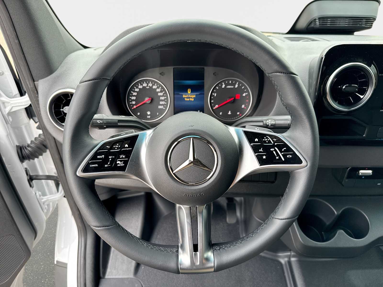 Thumbnail: 2026 Mercedes-Benz Sprinter - 19