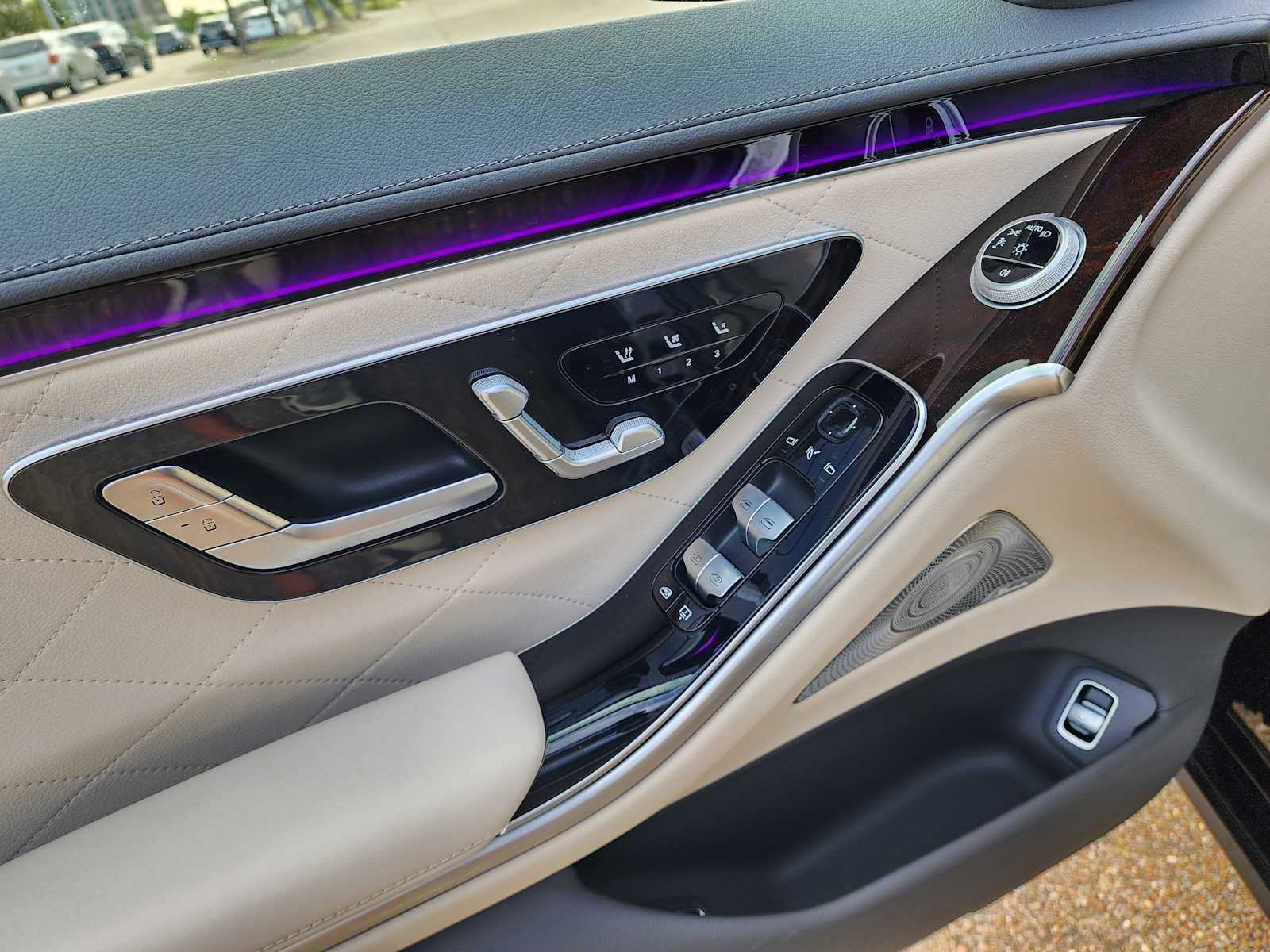 Thumbnail: 2025 Mercedes-Benz S-Class - 13