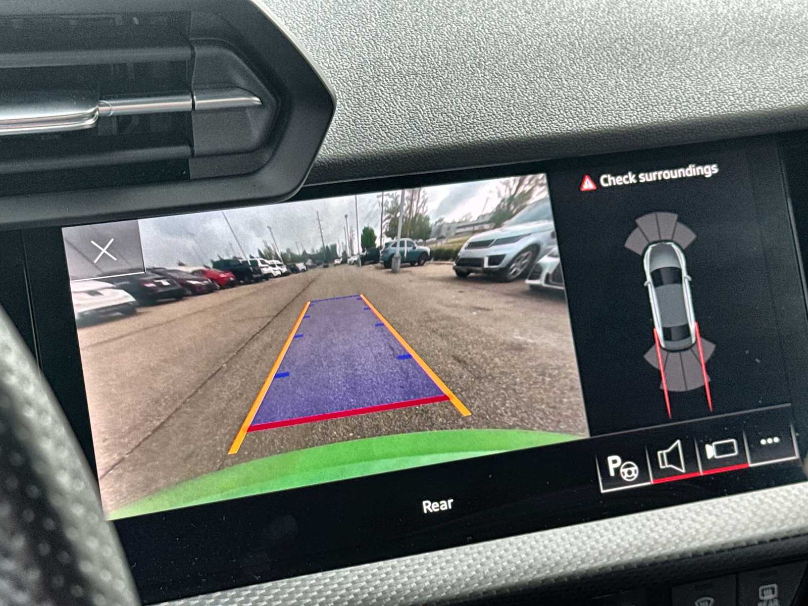 Thumbnail: 2024 Audi RS 3 - 27