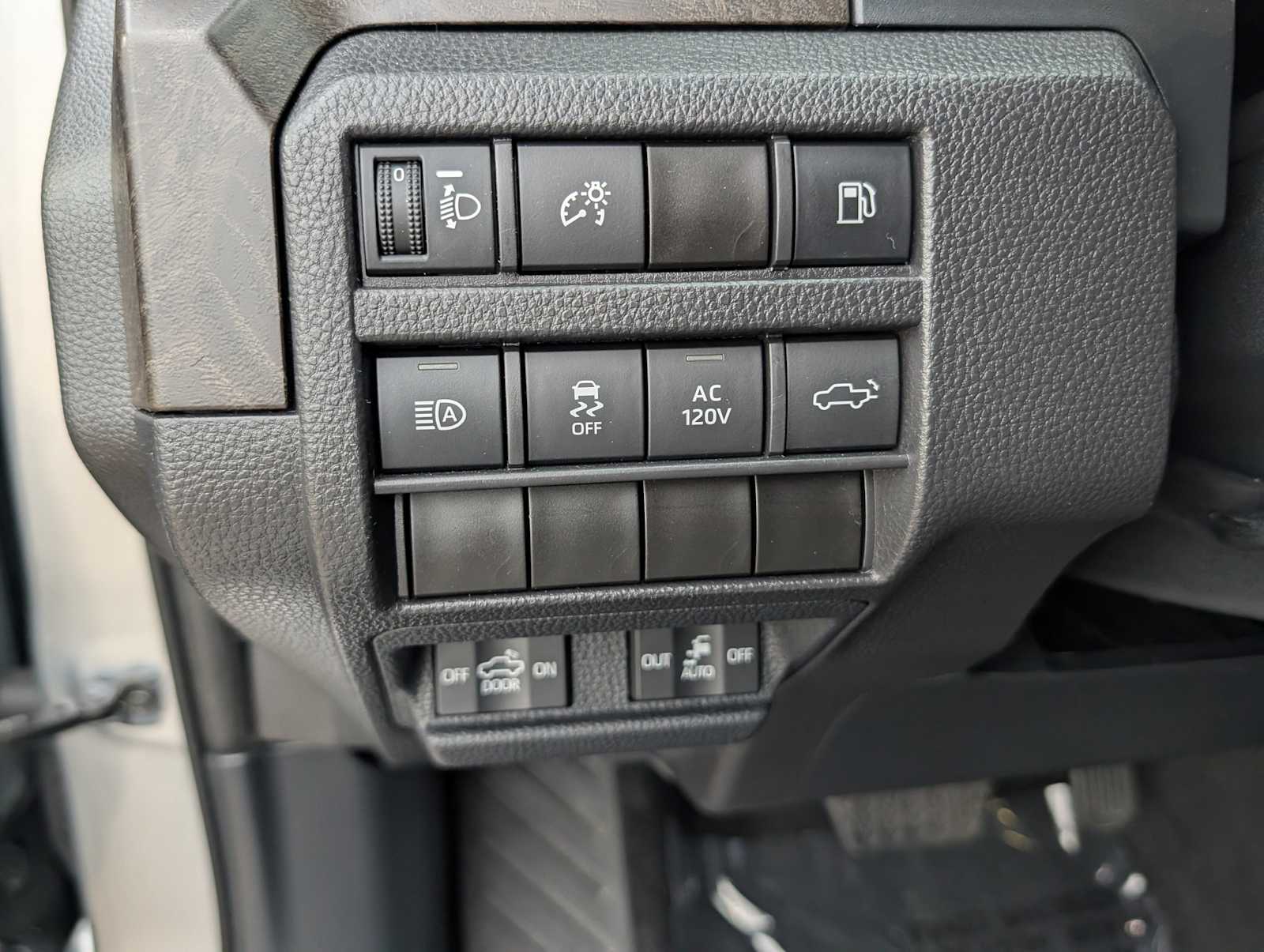 Thumbnail: 2024 Toyota Tacoma - 16