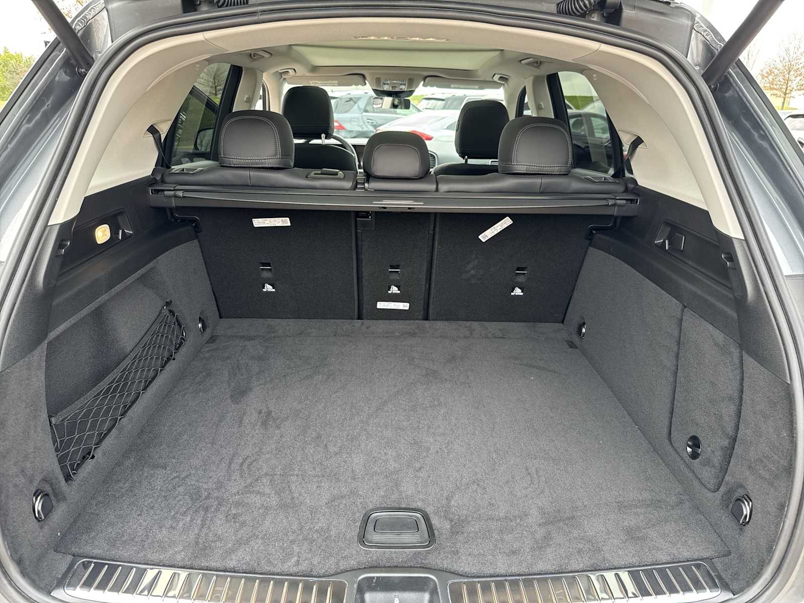 Thumbnail: 2026 Mercedes-Benz GLE - 24