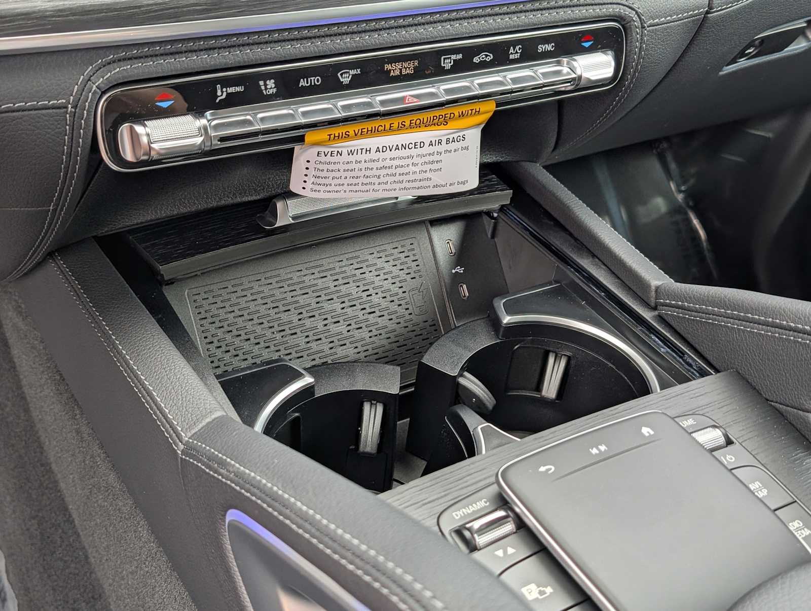 Thumbnail: 2026 Mercedes-Benz GLE - 13