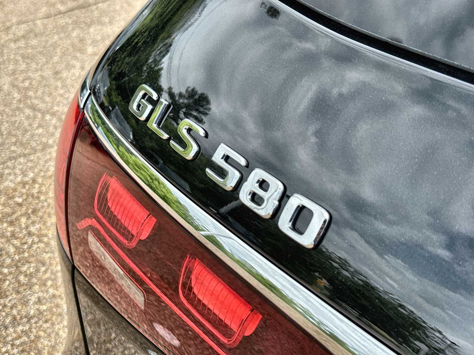 Thumbnail: 2026 Mercedes-Benz GLS - 15
