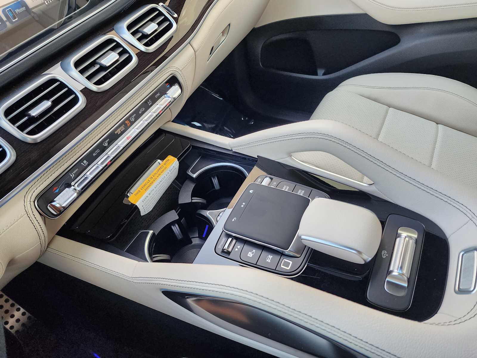 Thumbnail: 2025 Mercedes-Benz GLS - 17