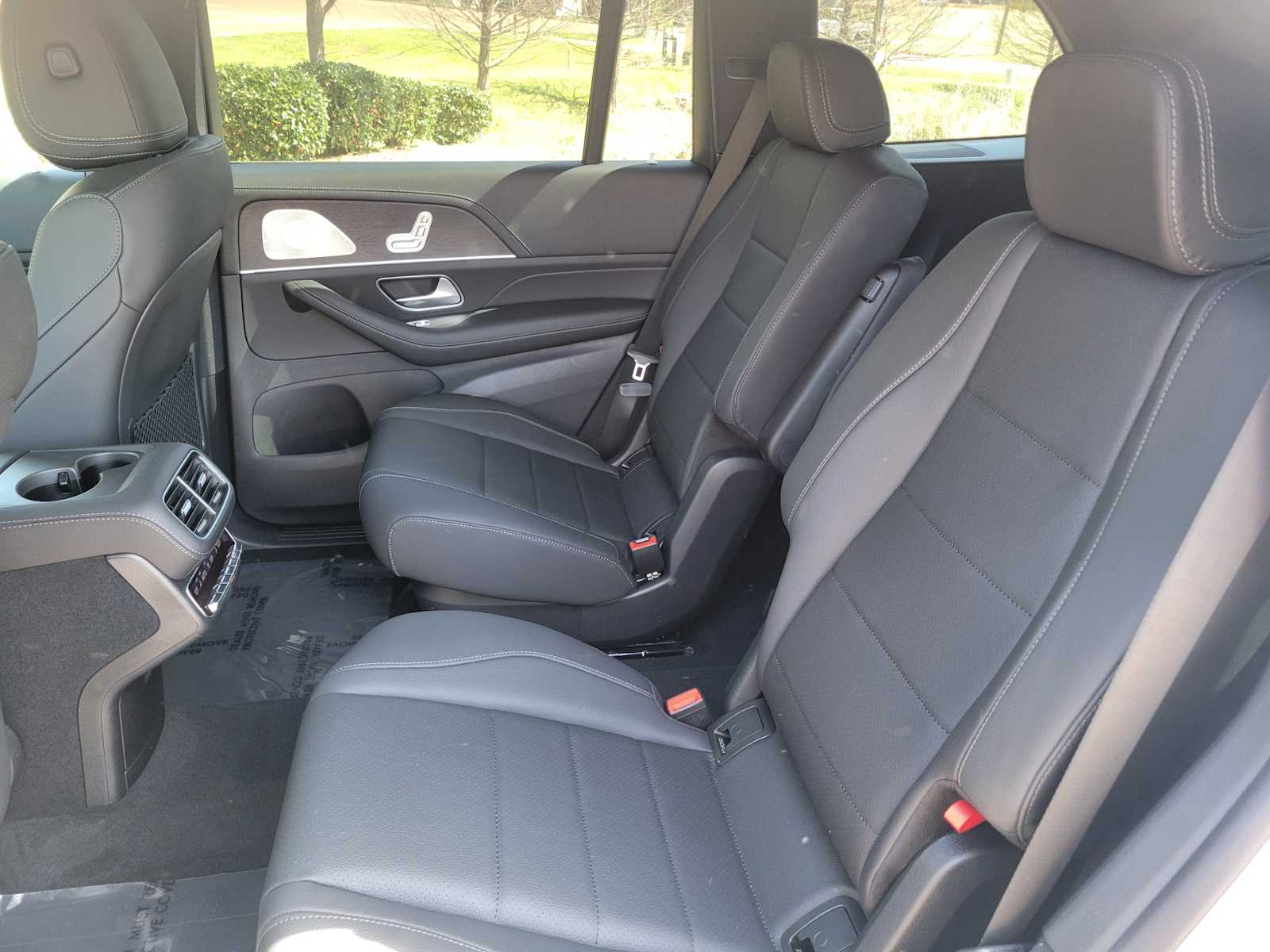 Thumbnail: 2025 Mercedes-Benz GLS - 11