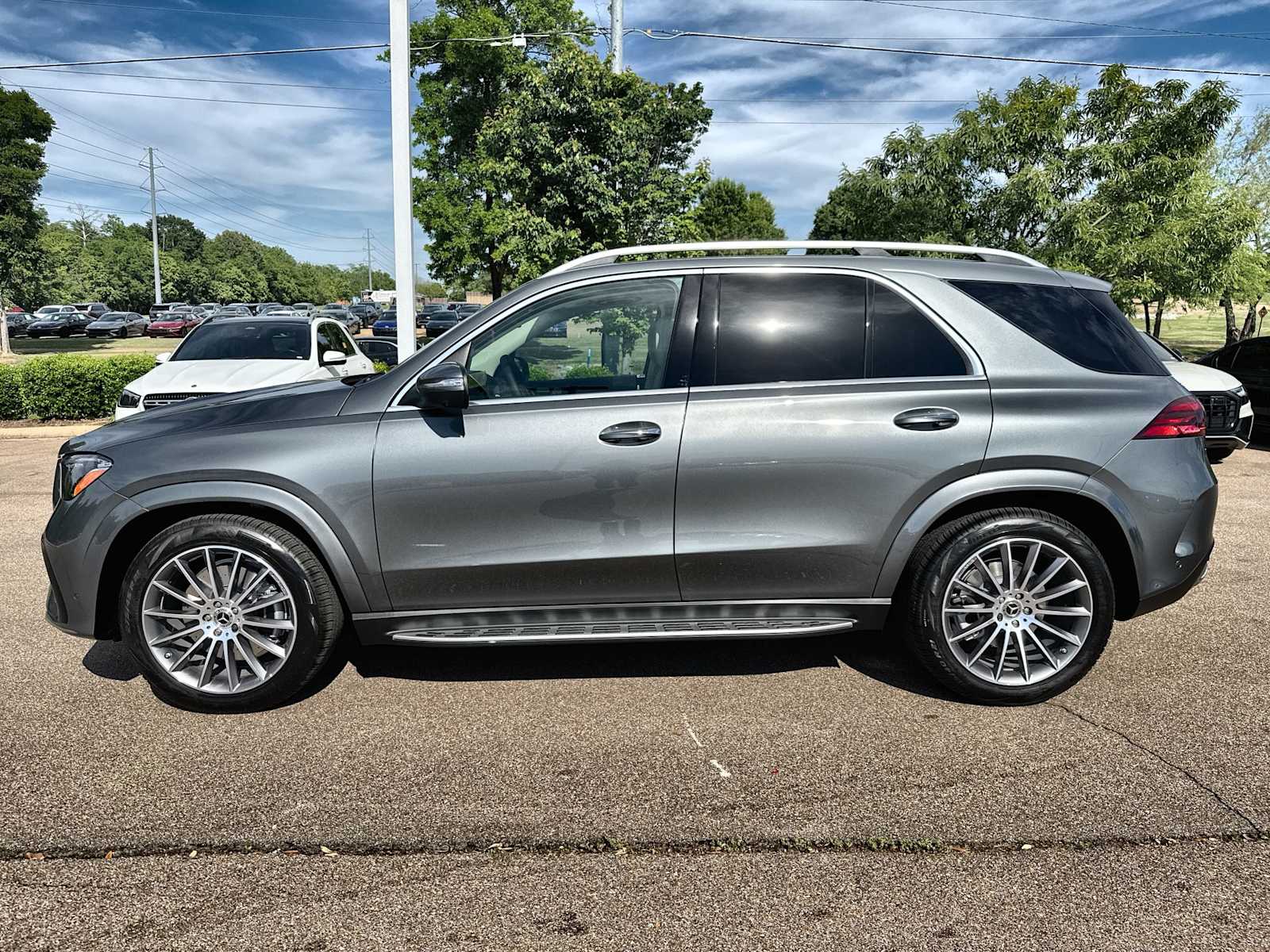 Thumbnail: 2026 Mercedes-Benz GLE - 5