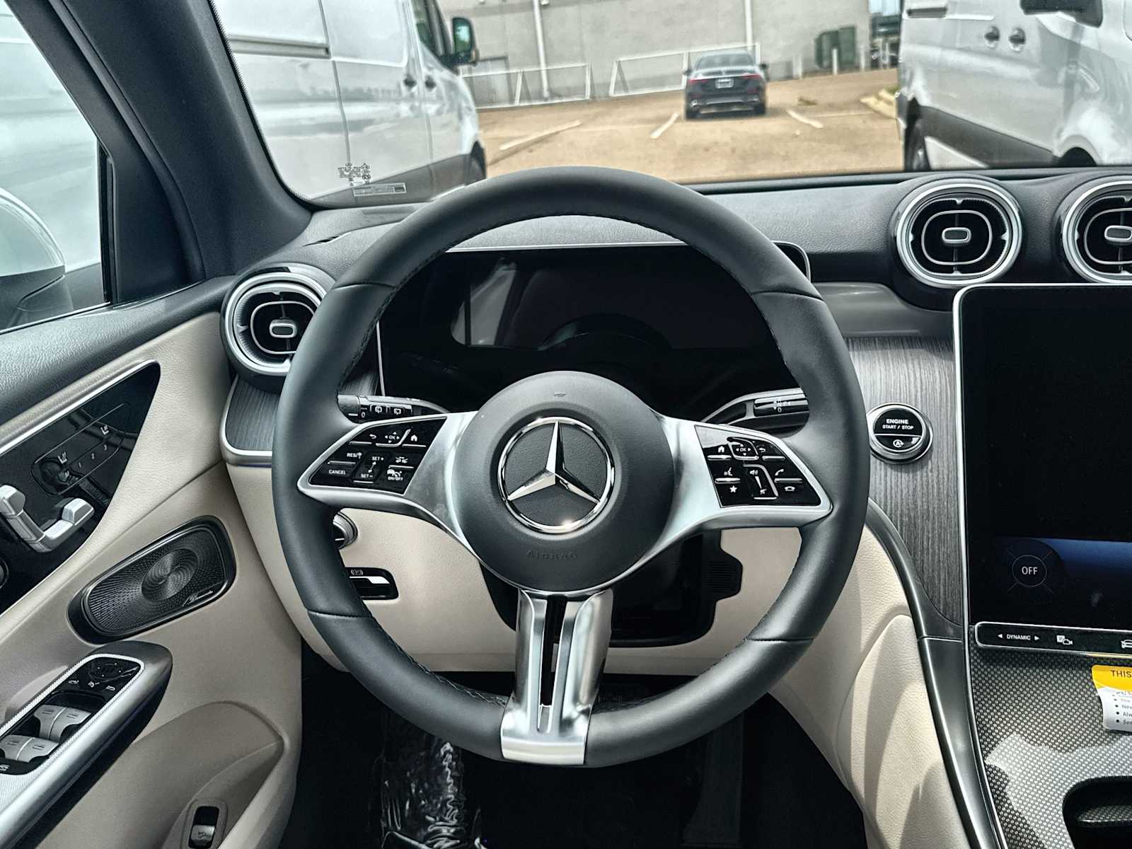 Thumbnail: 2026 Mercedes-Benz GLC - 21