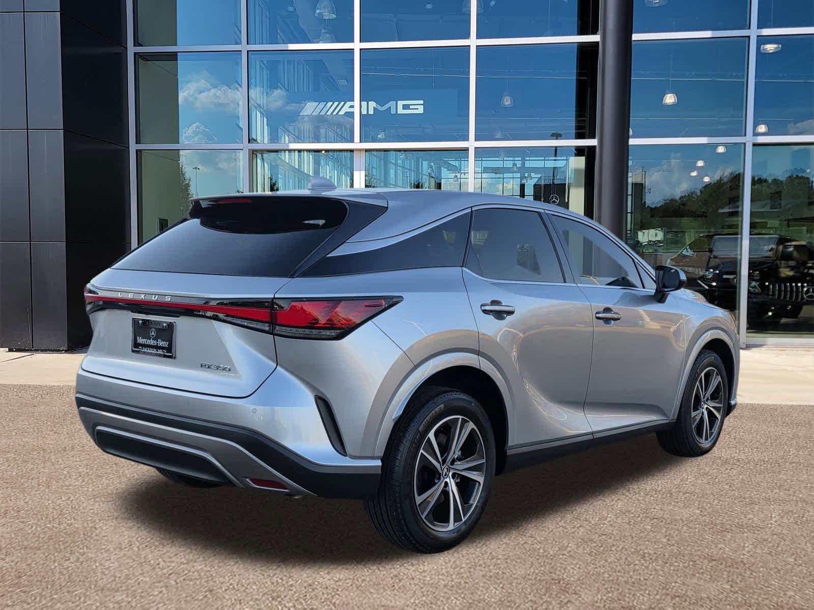 Thumbnail: 2025 Lexus RX - 4