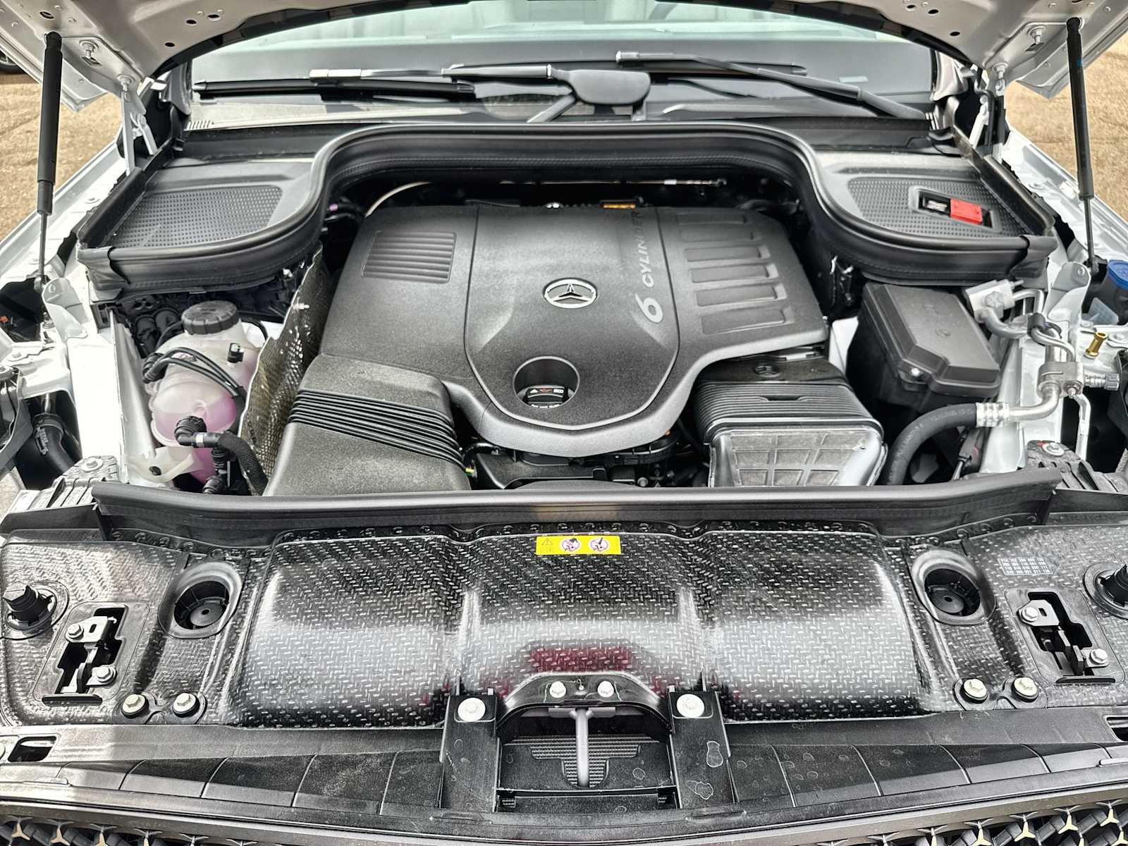 Thumbnail: 2026 Mercedes-Benz GLE - 13