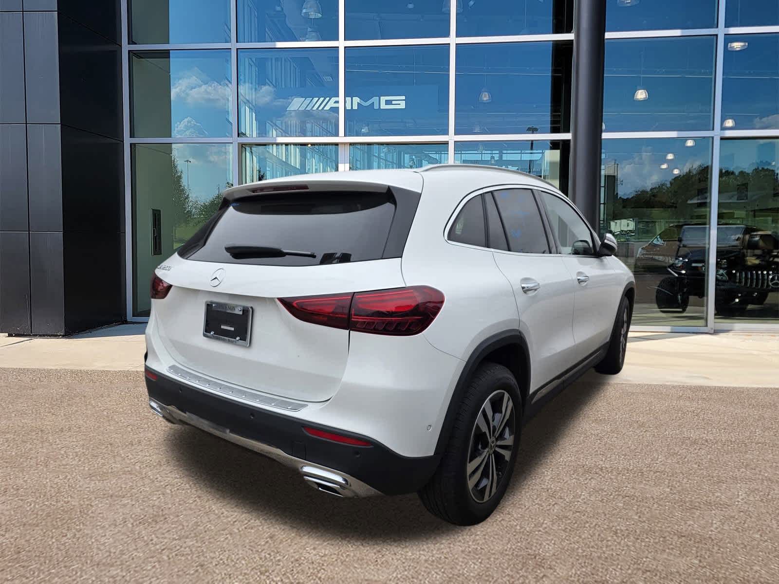 Thumbnail: 2024 Mercedes-Benz GLA - 6