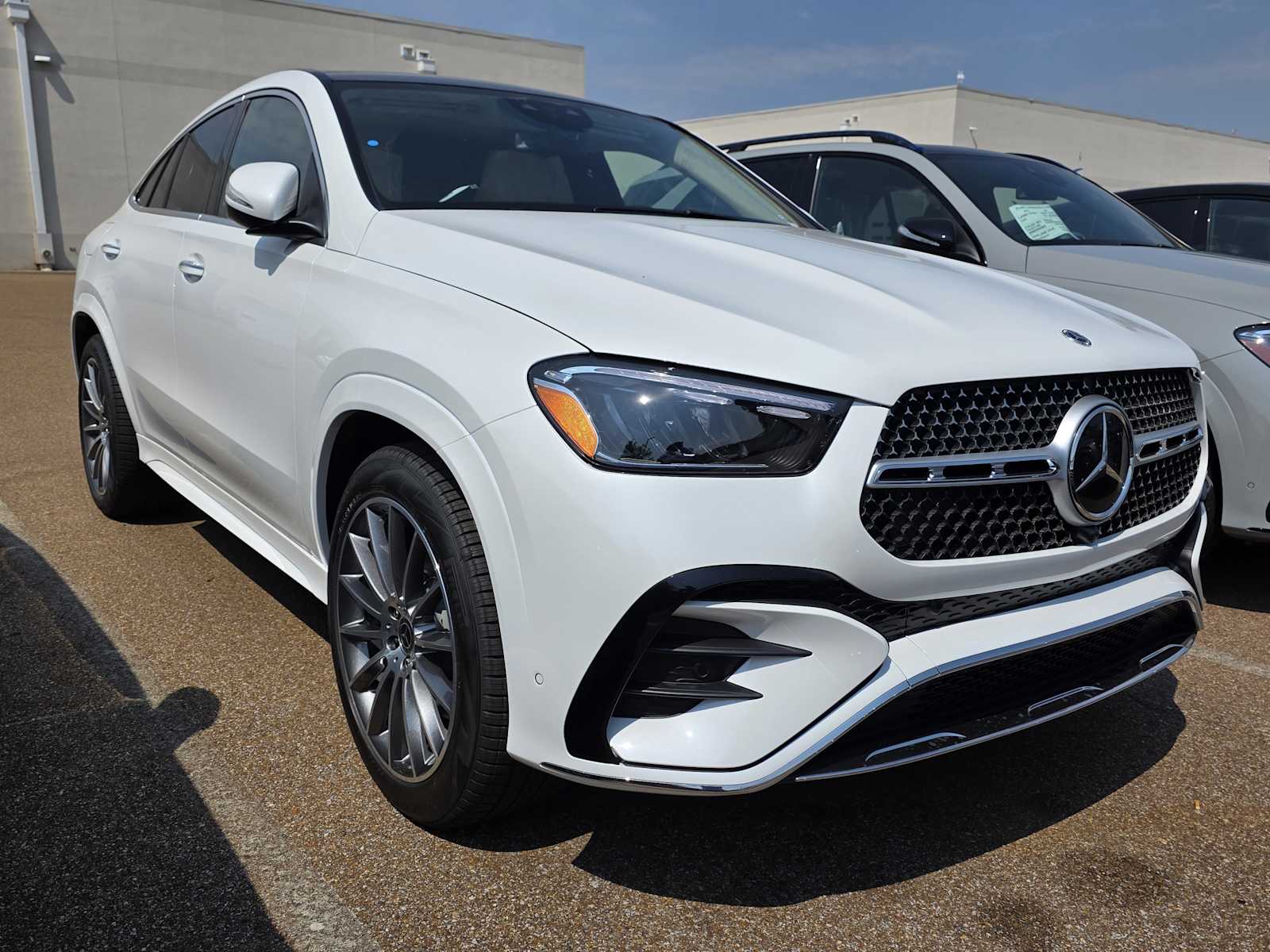 Thumbnail: 2026 Mercedes-Benz GLE - 3