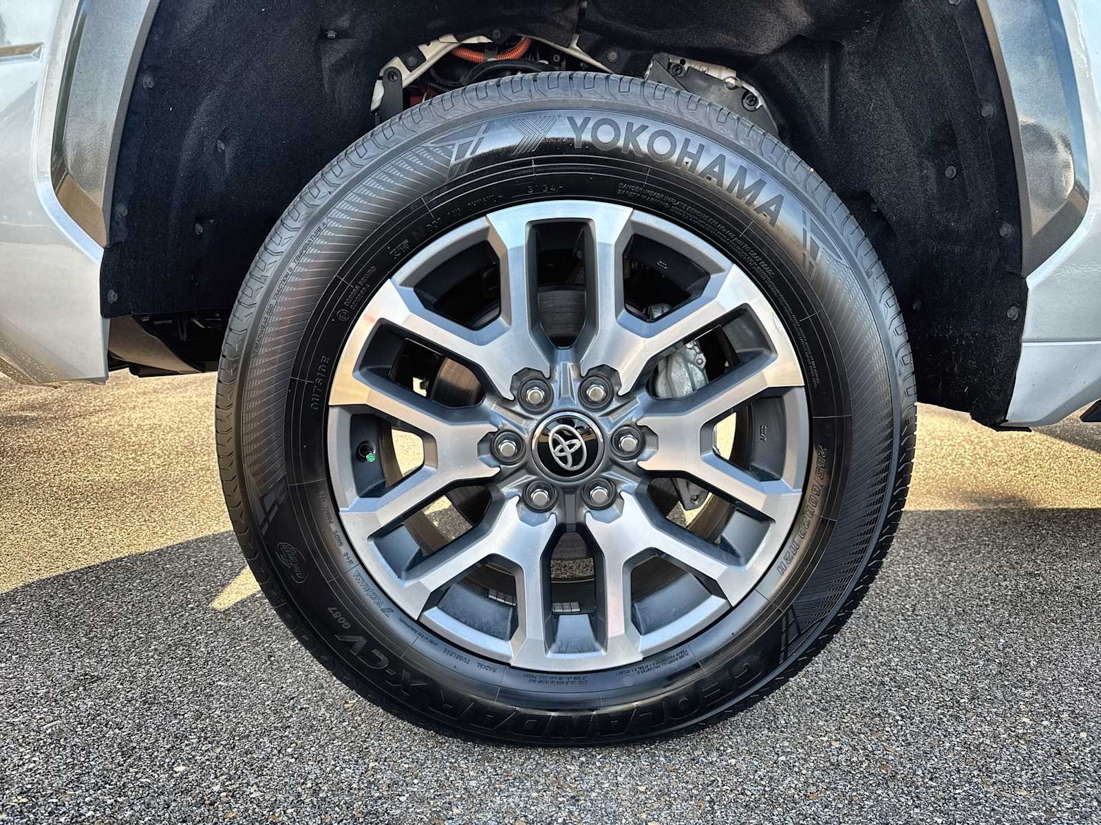 Thumbnail: 2025 Toyota Tundra - 14