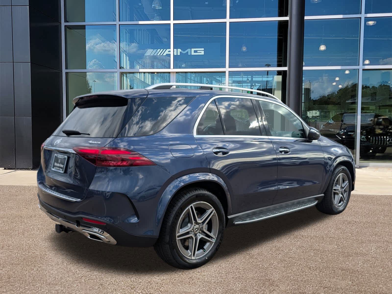 Thumbnail: 2026 Mercedes-Benz GLE - 5