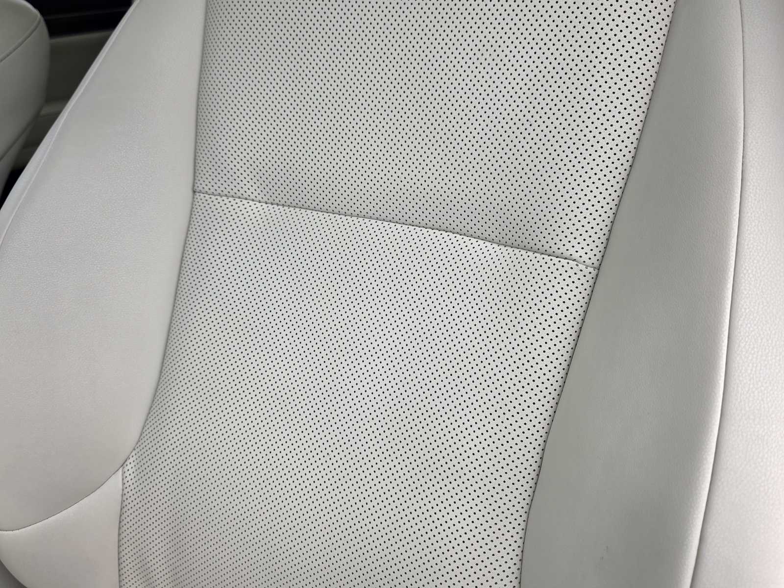Thumbnail: 2023 Lexus GX - 4