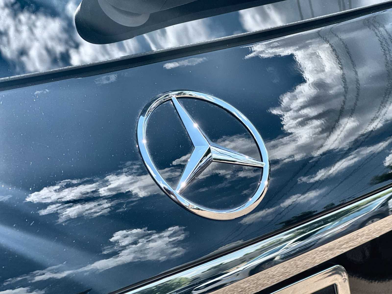 Thumbnail: 2026 Mercedes-Benz GLE - 16