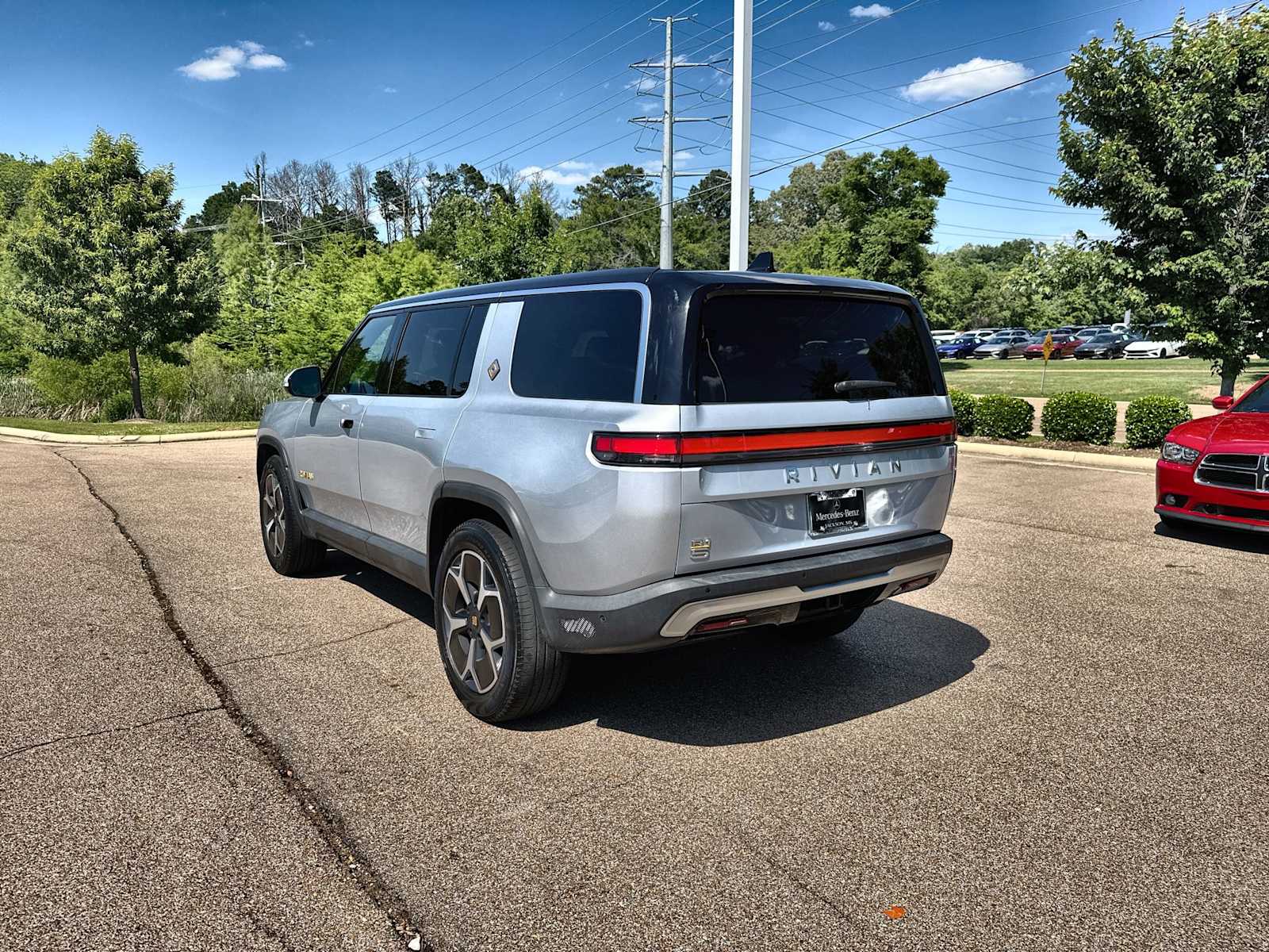 Thumbnail: 2023 Rivian R1S - 6