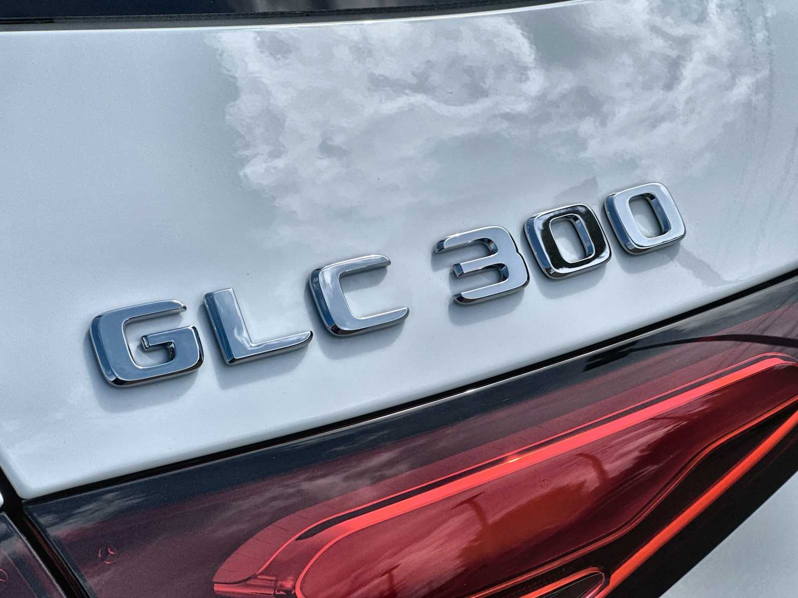 Thumbnail: 2026 Mercedes-Benz GLC - 15