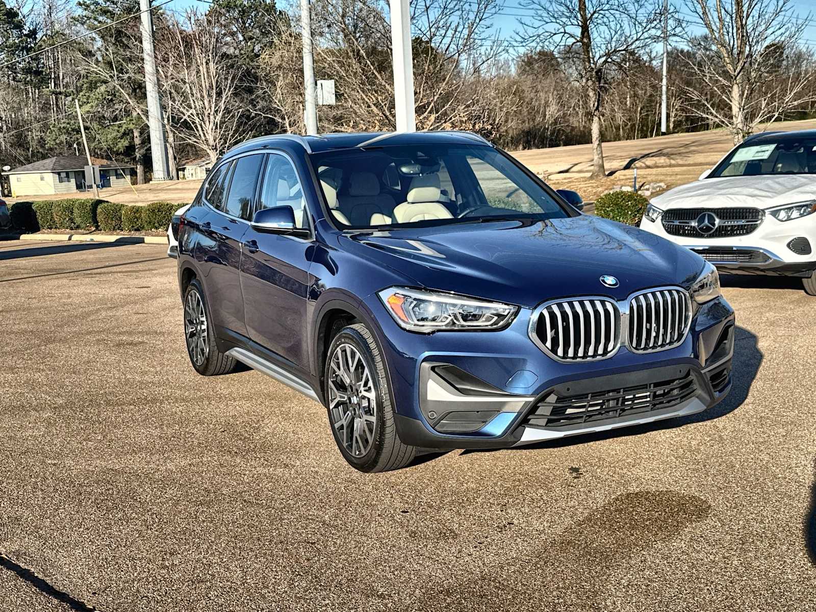 Thumbnail: 2021 BMW X1 - 11