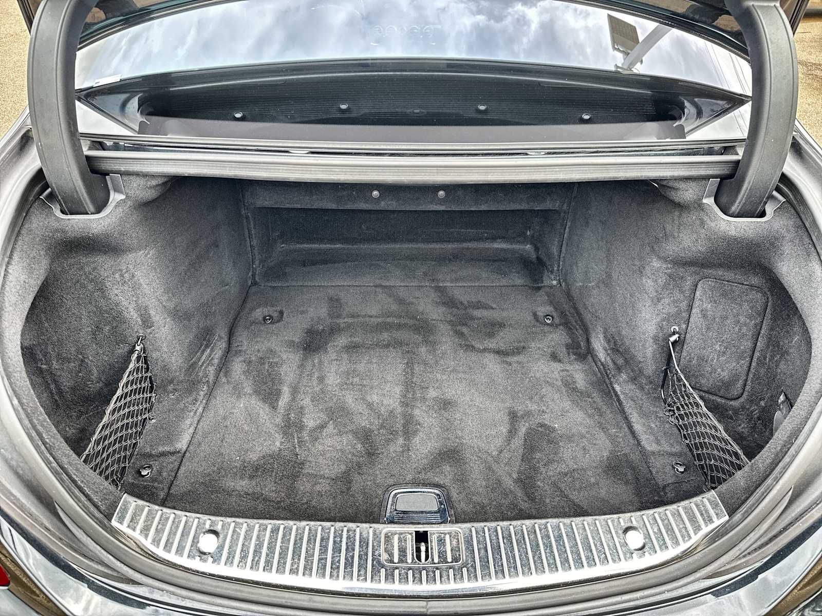 Thumbnail: 2015 Mercedes-Benz S-Class - 17