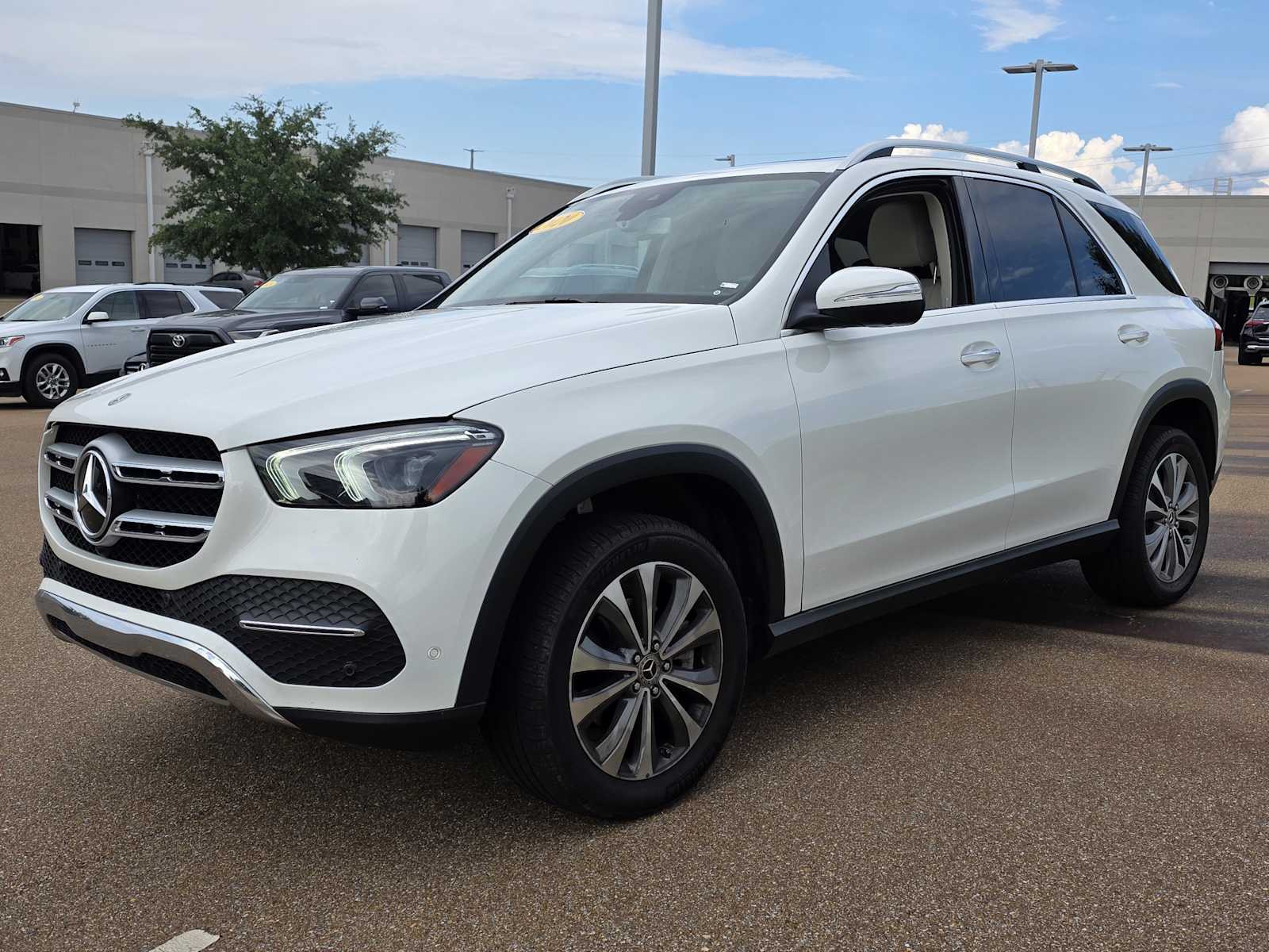 Thumbnail: 2020 Mercedes-Benz GLE - 1