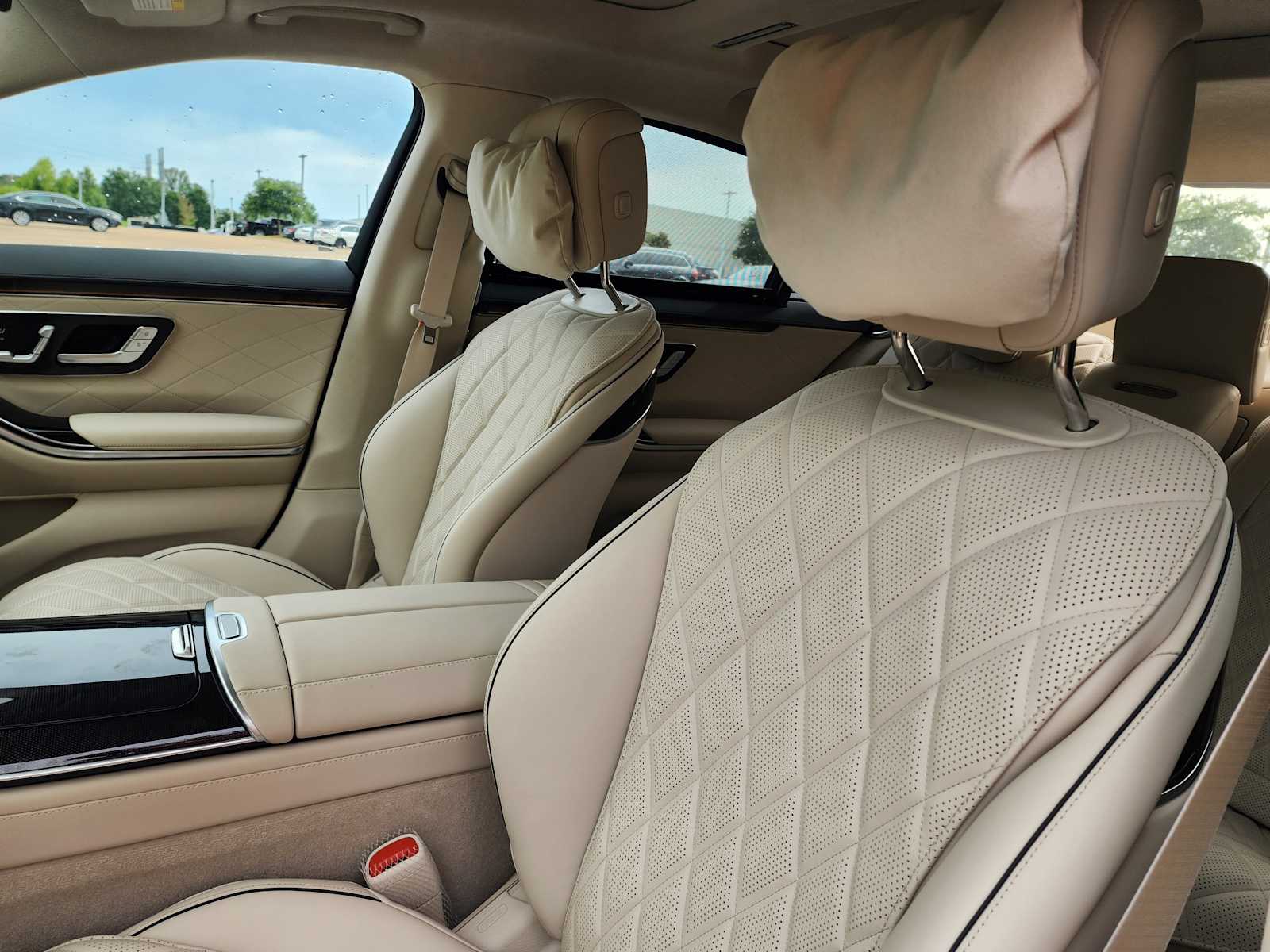 Thumbnail: 2025 Mercedes-Benz S-Class - 9