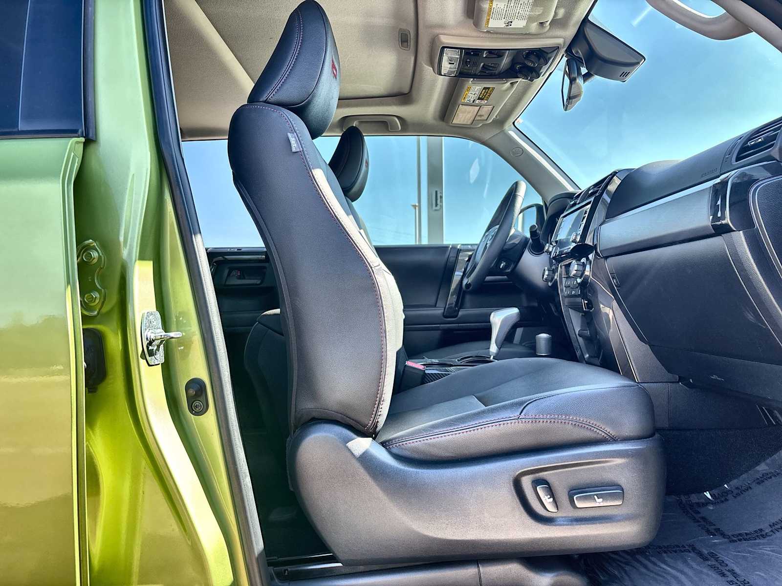 Thumbnail: 2022 Toyota 4Runner - 8