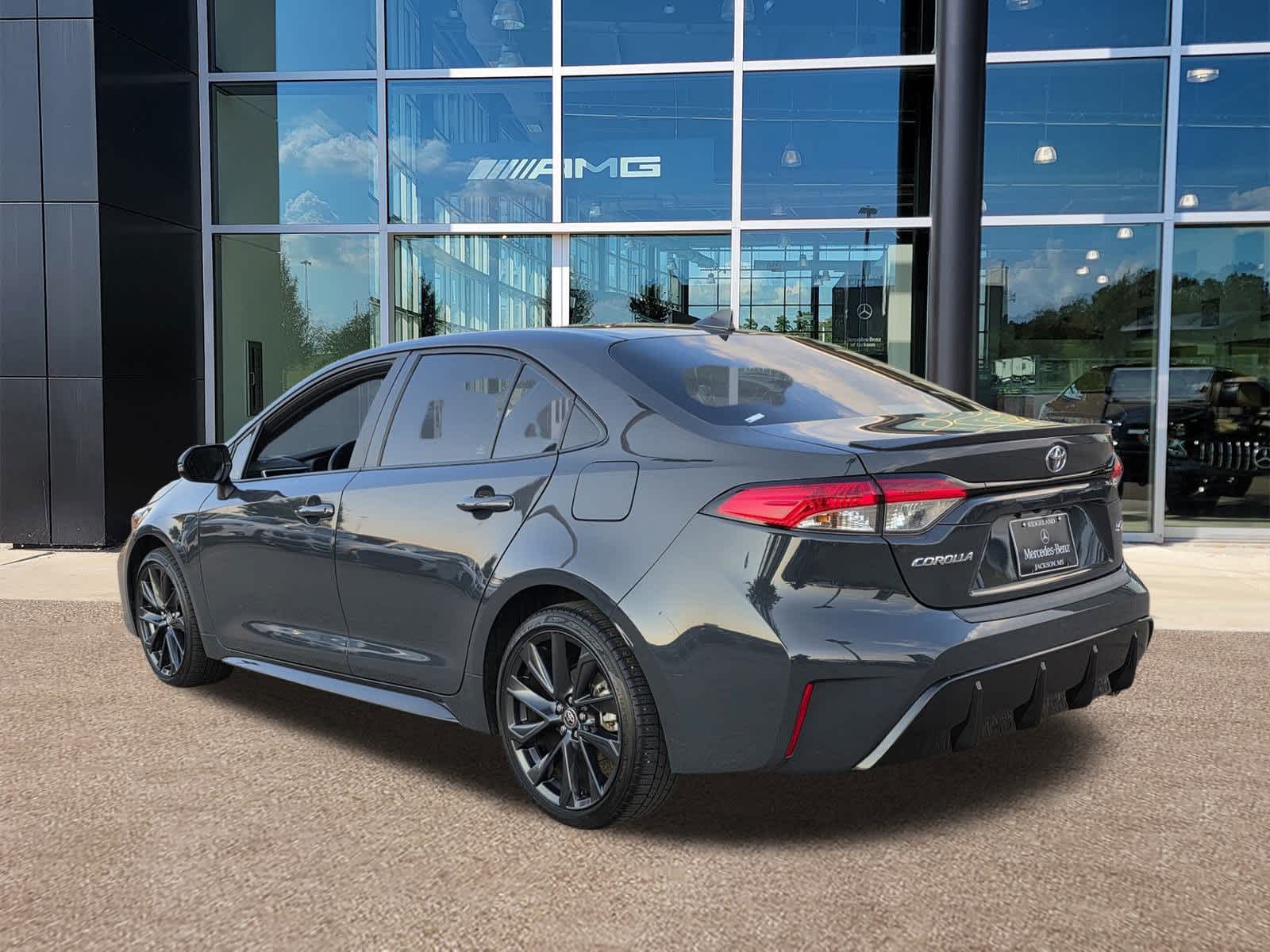 2023 Toyota Corolla SE photo 4