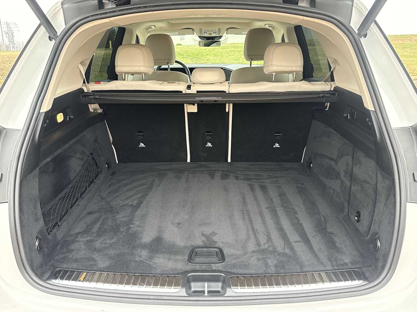 Thumbnail: 2026 Mercedes-Benz GLE - 26