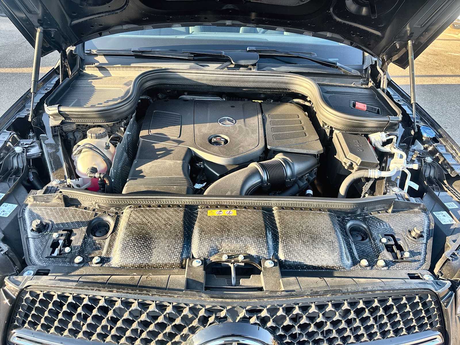 Thumbnail: 2026 Mercedes-Benz GLE - 11