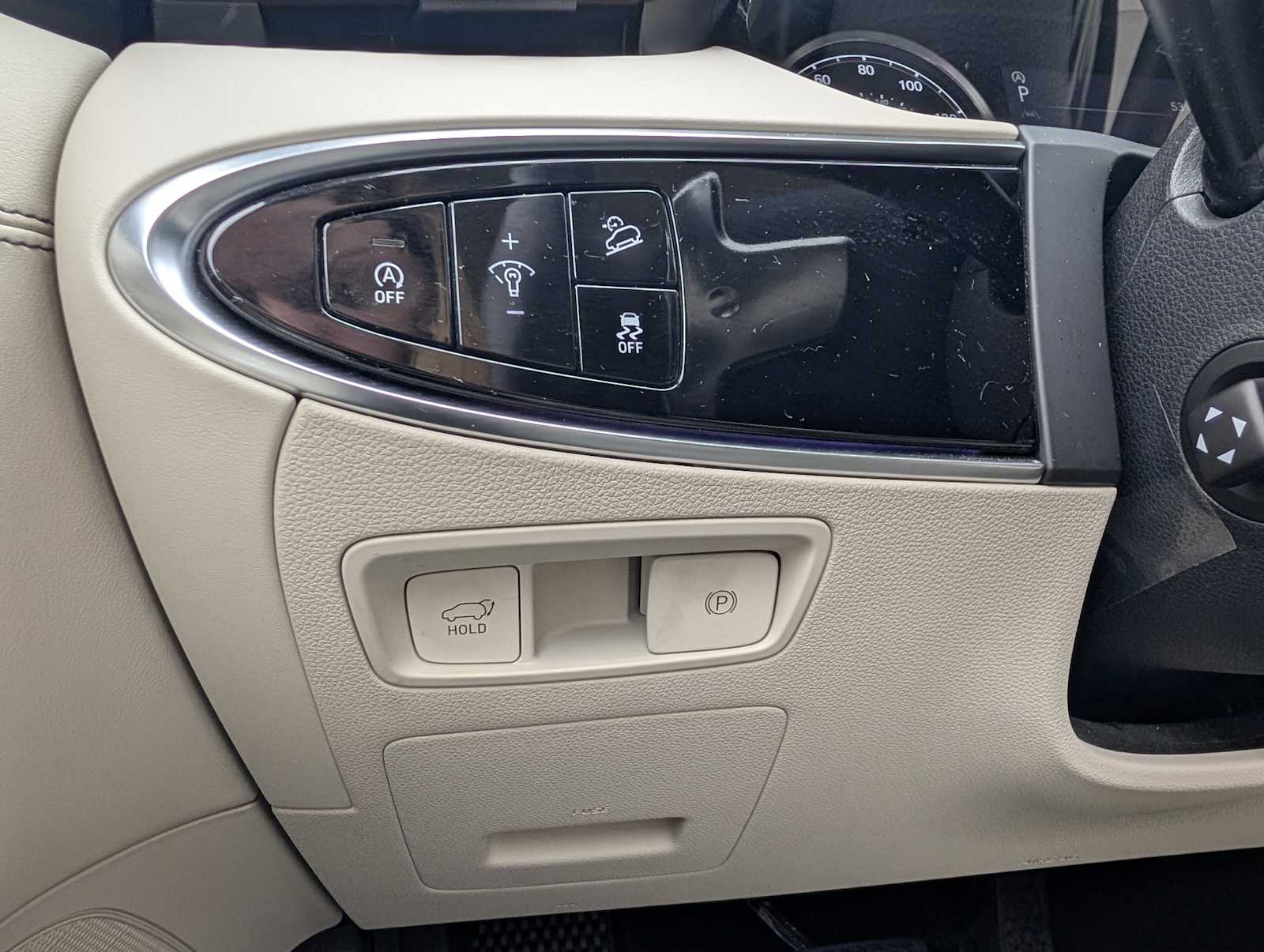 Thumbnail: 2022 Genesis GV70 - 12