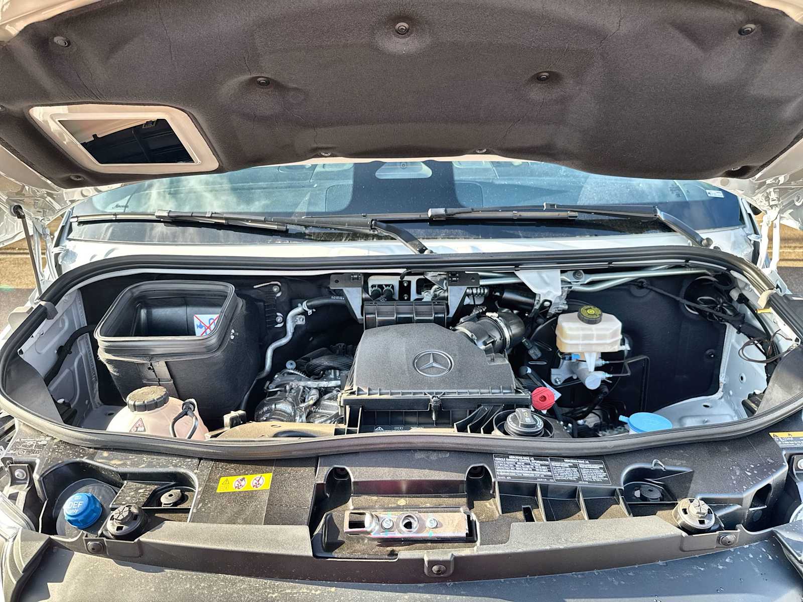 Thumbnail: 2026 Mercedes-Benz Sprinter - 12