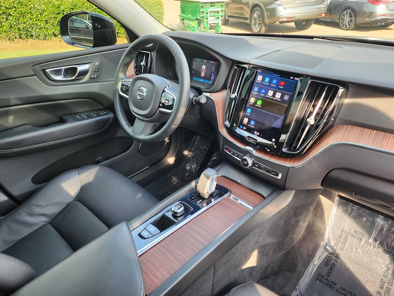 2023 Volvo XC60 B5 Plus 20
