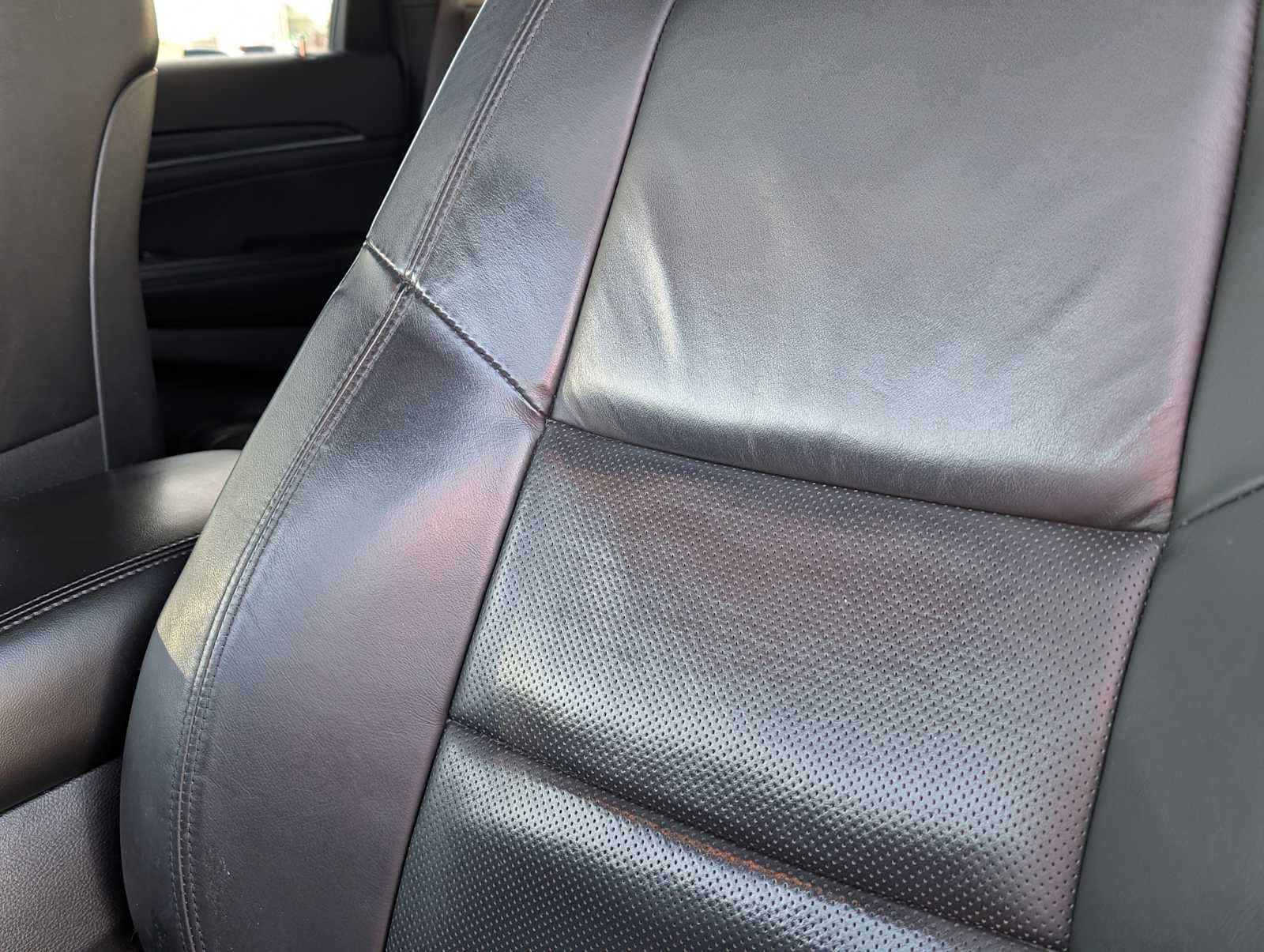 Thumbnail: 2019 Jeep Grand Cherokee - 26