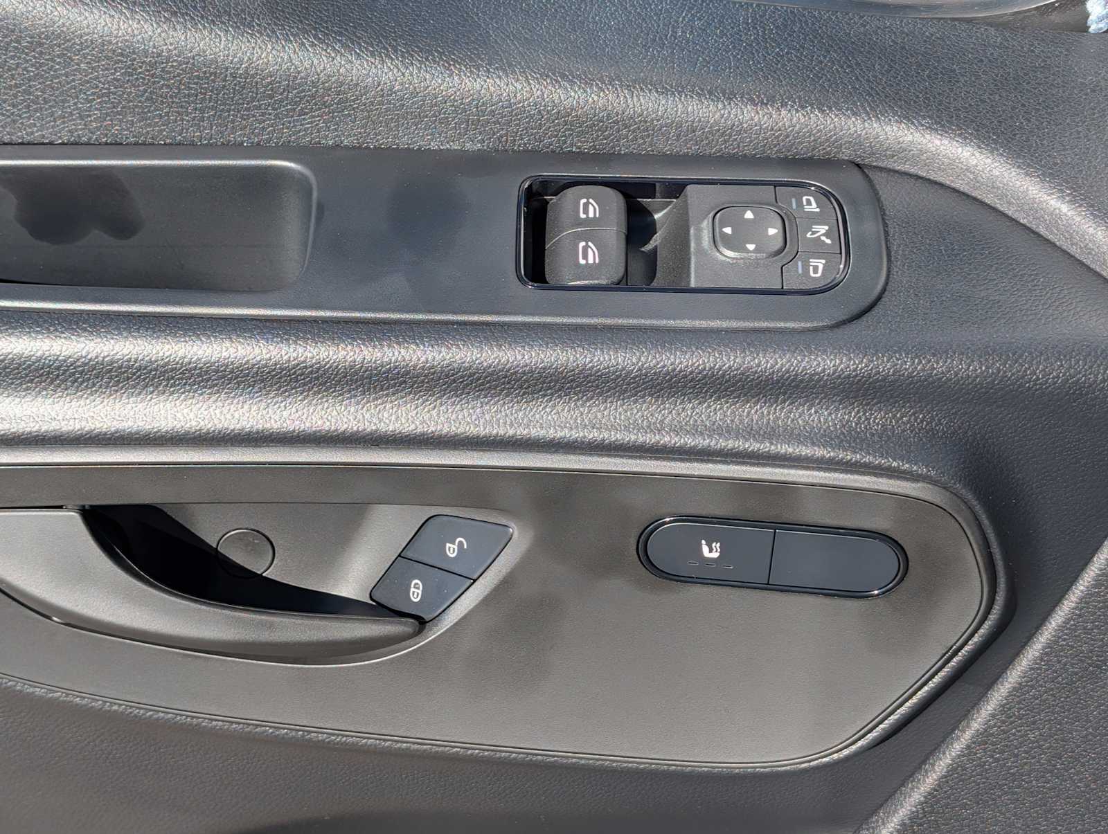 Thumbnail: 2026 Mercedes-Benz Sprinter - 20