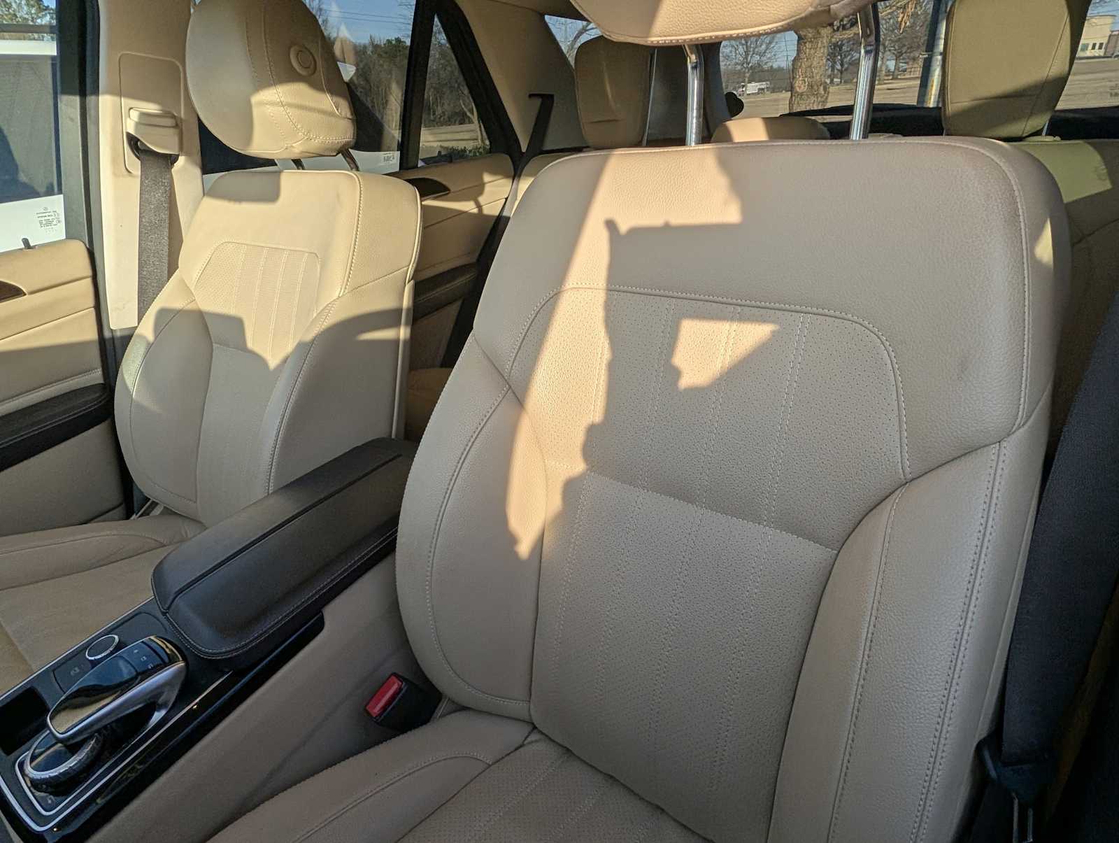 Thumbnail: 2016 Mercedes-Benz GLE - 5