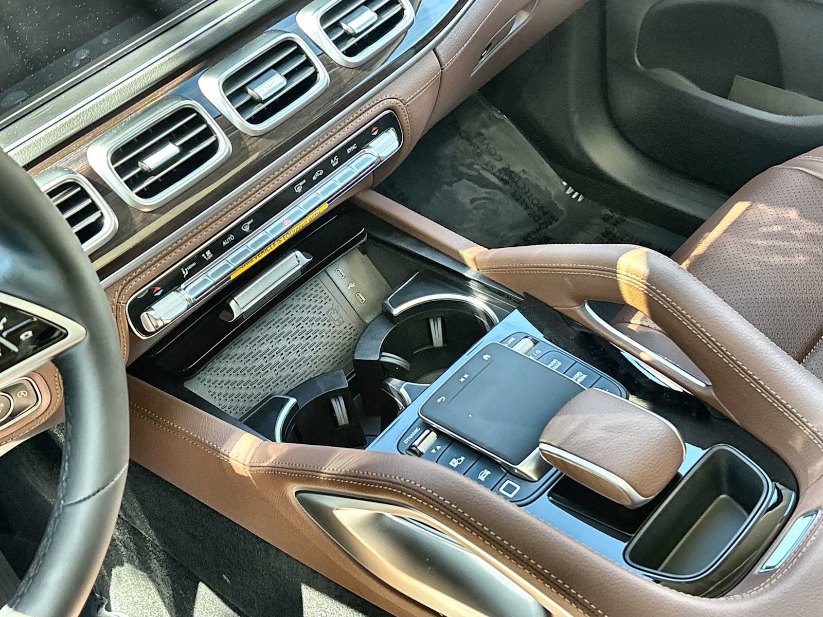 Thumbnail: 2026 Mercedes-Benz GLE - 22