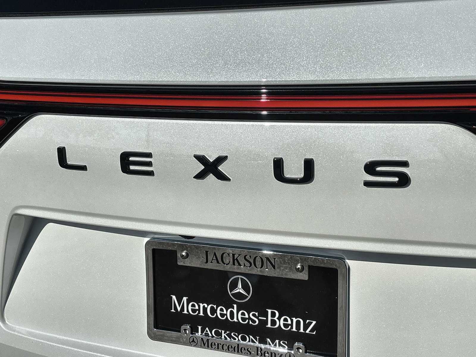 Thumbnail: 2025 Lexus LX - 16