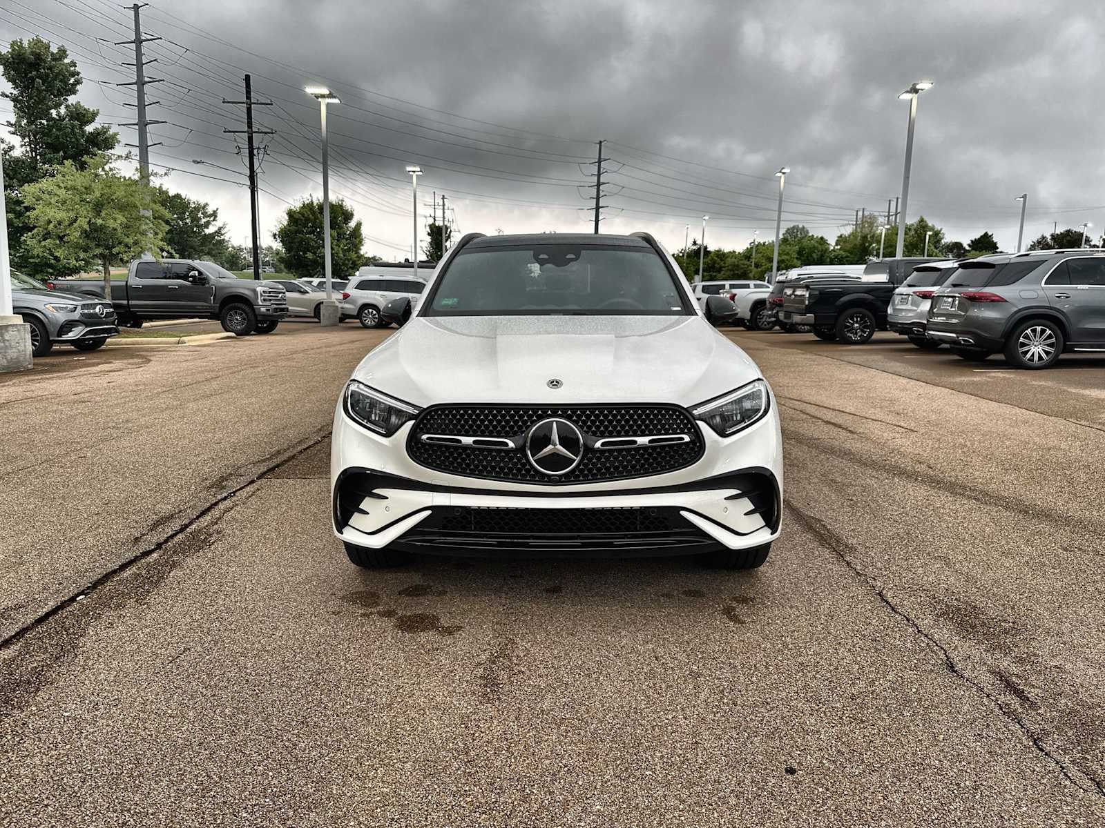 Thumbnail: 2025 Mercedes-Benz GLC - 12