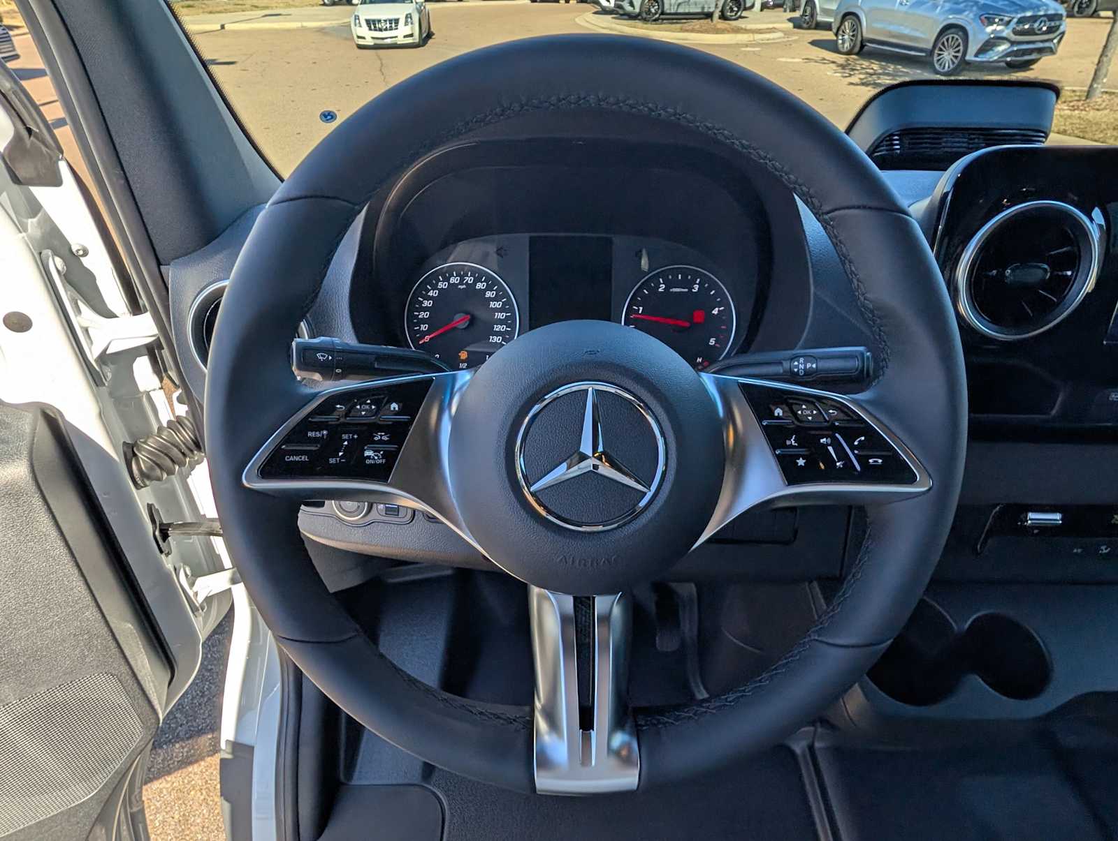 Thumbnail: 2026 Mercedes-Benz Sprinter - 7