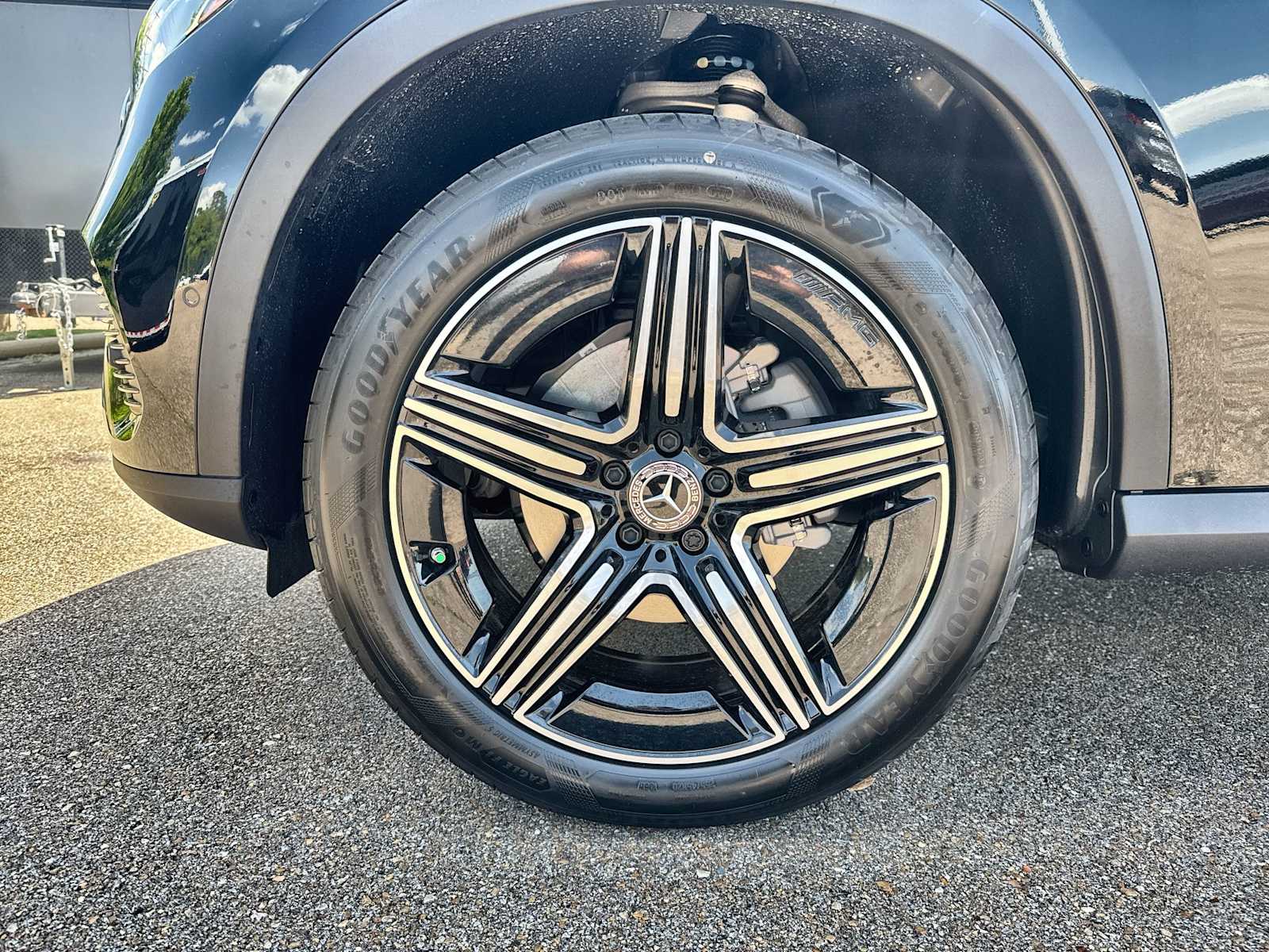 Thumbnail: 2026 Mercedes-Benz GLC - 14